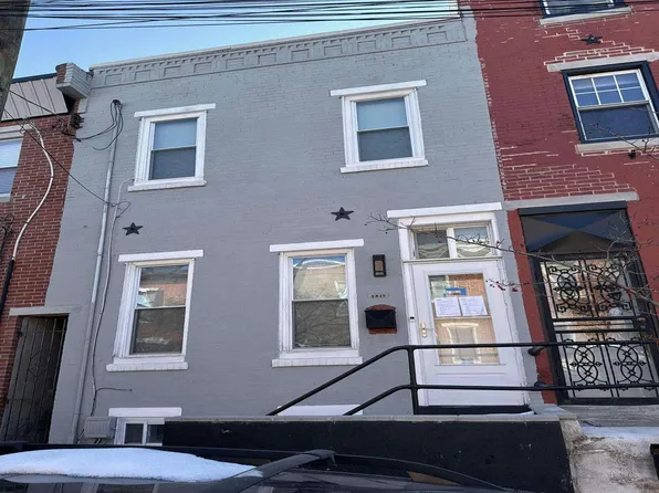 2817 E Thompson St, Philadelphia, PA 19134