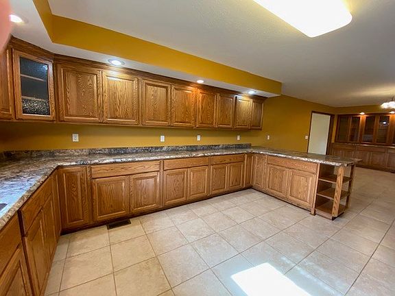 3rd image of 1808 Overbrook Dr