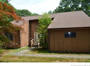1 Cinnamon Way, Old Saybrook, CT 06475