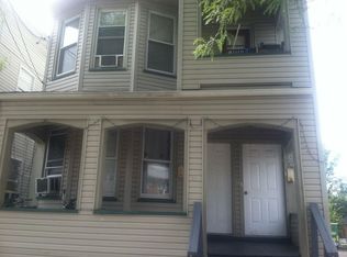 14 Charles St, Roselle Park, NJ 07204