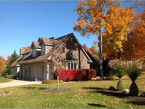 2nd image of 4242 Stone Creek Dr