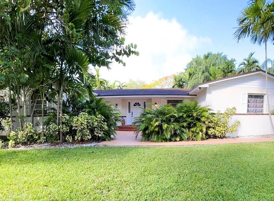 1st image of 17494 SW 82nd Ct