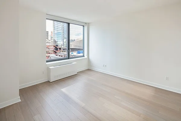 Rented by Clinton Management | media 12