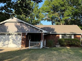 406 Beaumont Dr, Ardmore, OK 73401
