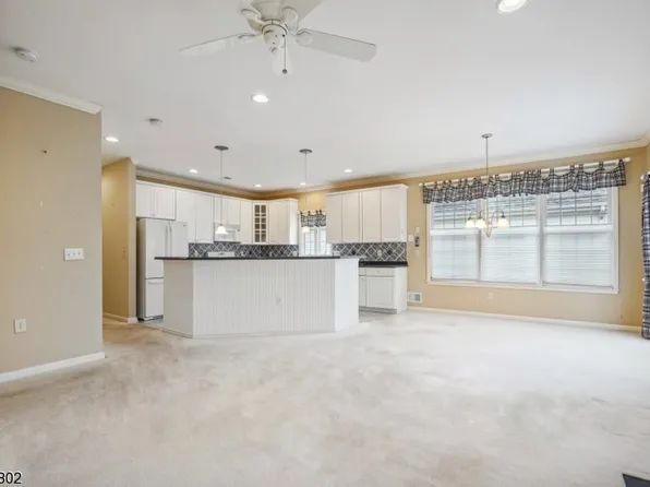17 Stryker Rd, Franklin Twp., NJ 08873