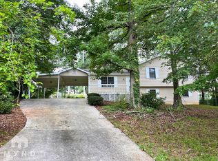 1191 Timbercrest Dr, Lawrenceville, GA 30045