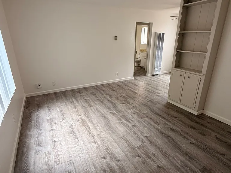 4443 Campus Ave #3 — Photo 9