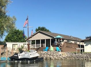 1763 NE Catawba Rd, Port Clinton, OH 43452