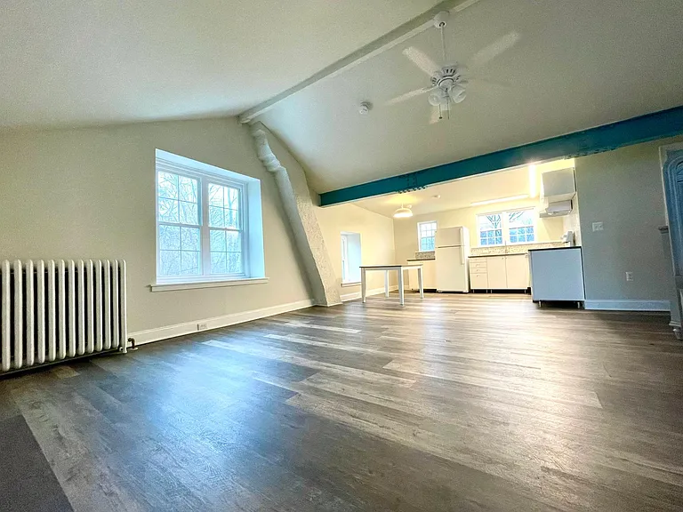 701 Ridge Pike #5 — Photo 6