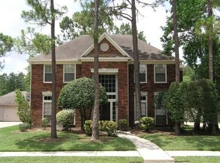 3929 Walnut Pond Dr, Houston, TX 77059