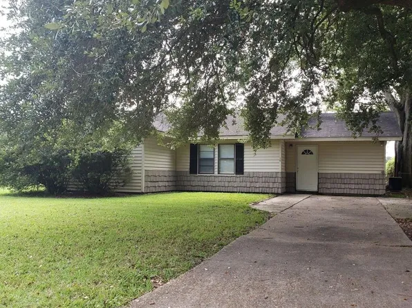 18 Circle E, Orange, TX 77630
