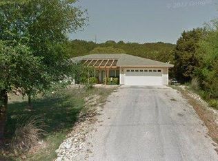 201 Southway Dr, Kerrville, TX 78028