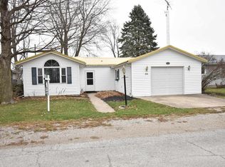 411 S Smith St, Boswell, IN 47921