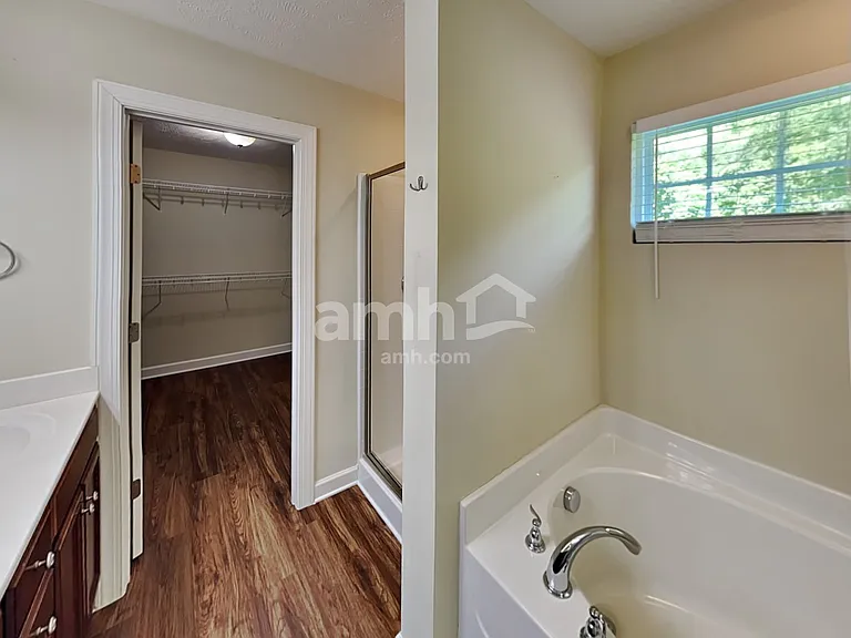 6947 Calderwood Dr — Photo 9