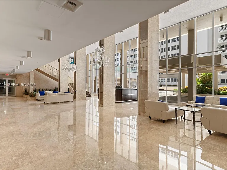4020 Galt Ocean Dr #203 — Photo 6