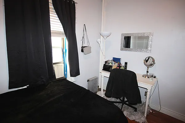 Rented by Landmark Realty & Management | media 37