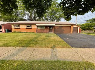 9612 N Haggerty Rd, Plymouth, MI 48170