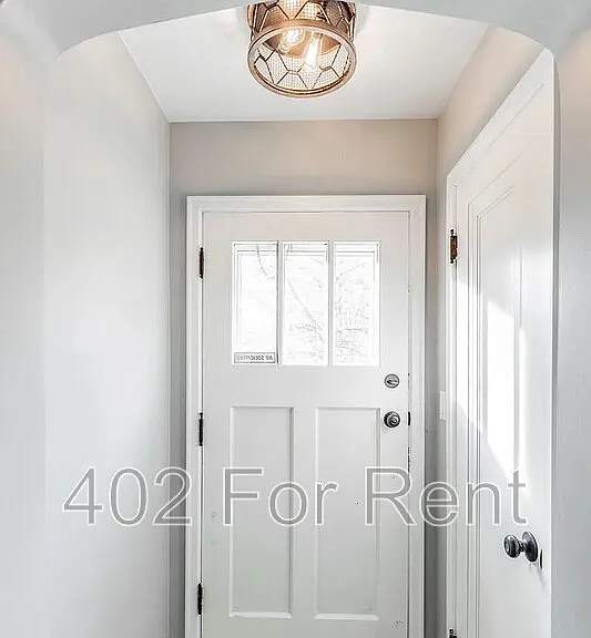 2511 N 52nd St — Photo 7