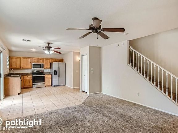 4th image of 41929 W Hillman Dr