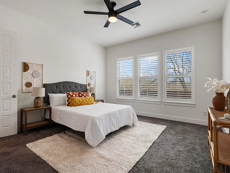 5604 Anaheim Ave — Photo 14