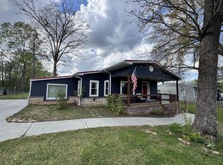 68 Fisher St, Rossville, GA 30741