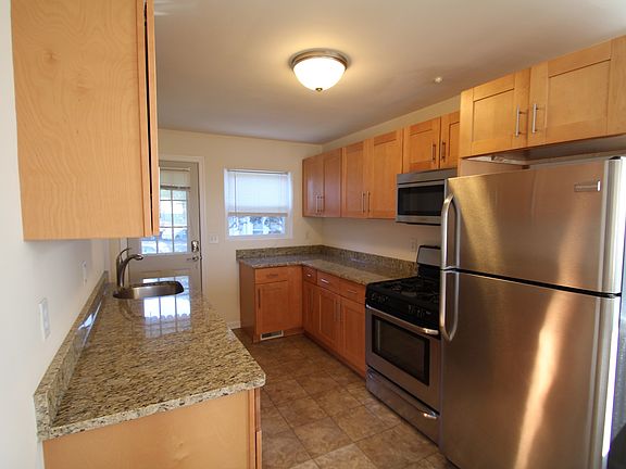 3rd image of 50 Connecticut Ave #B15