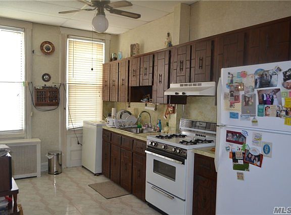 2nd image of 8829 85th Street # Fl 2