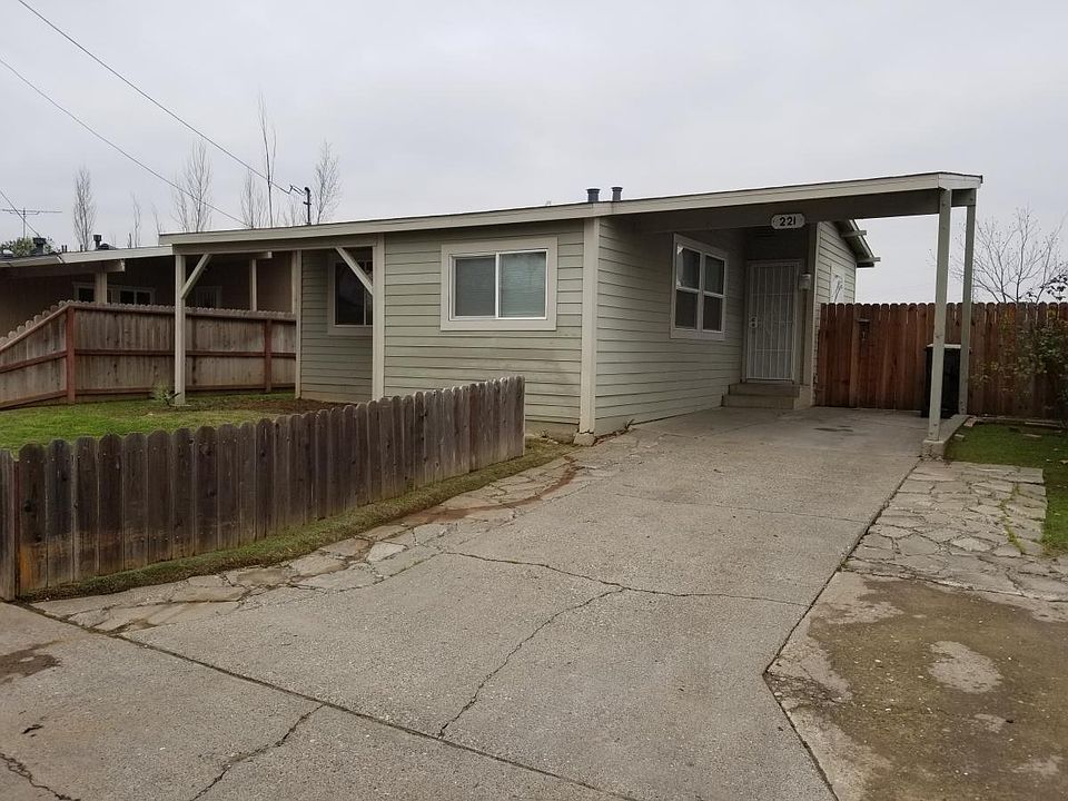 2nd image of 221 Nimitz St