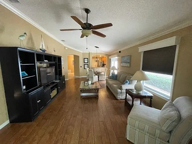 2383 Camden Ter — Photo 4