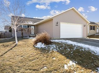 6323 Cope Dr, Marion, IA 52302