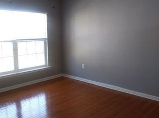 6 Tanzanite Ct, Dover, DE 19904