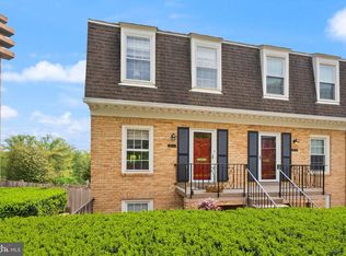 3267 Sutton Pl NW APT C, Washington, DC