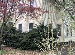 60 Elm St, Ansonia, CT 06401