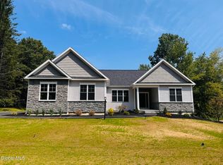 105 Maxwell Rd, Latham, NY 12110