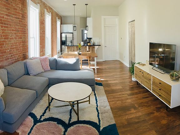 2nd image of 1243 N Kalamath St #1