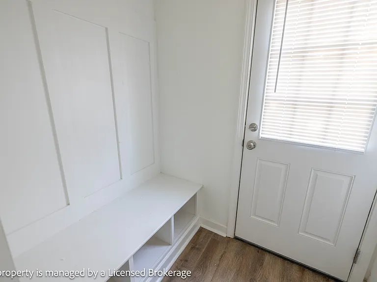 100 Henson St — Photo 9