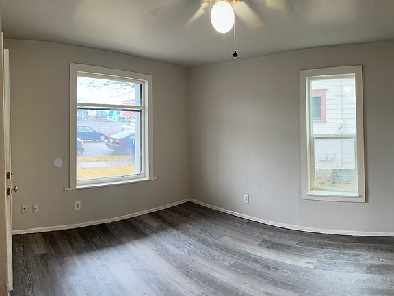 4th image of 1311 N Madison St #2