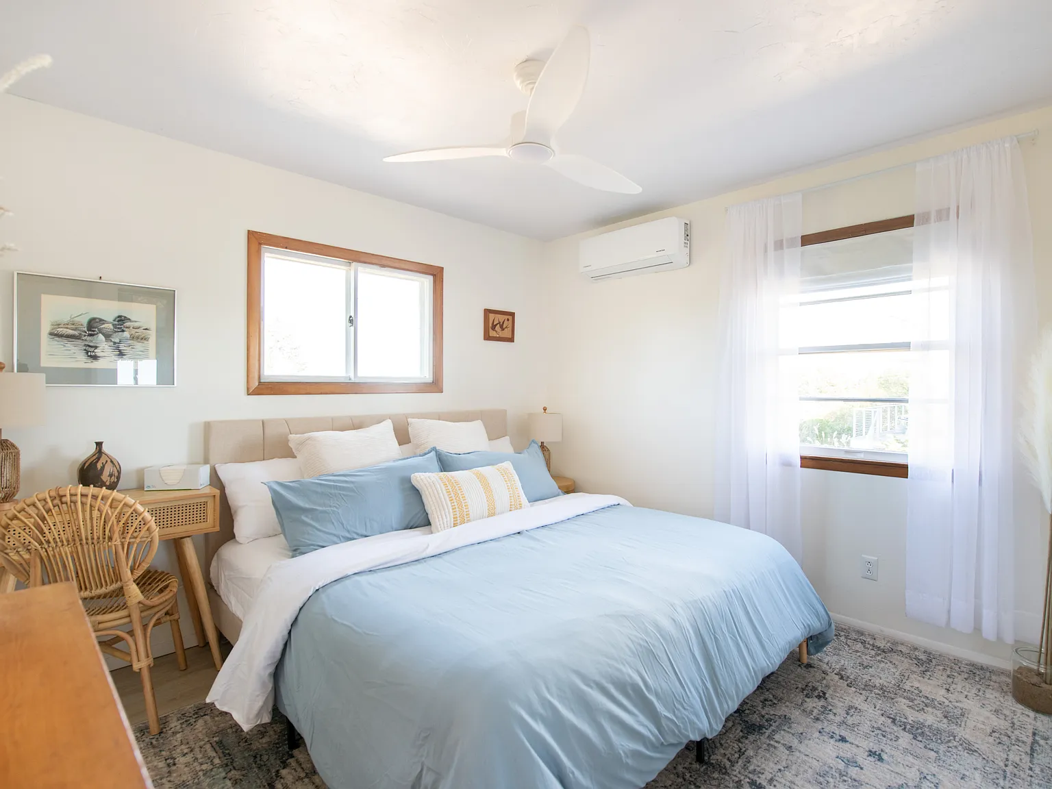 Charming Bungalow on the Bay — Photo 4