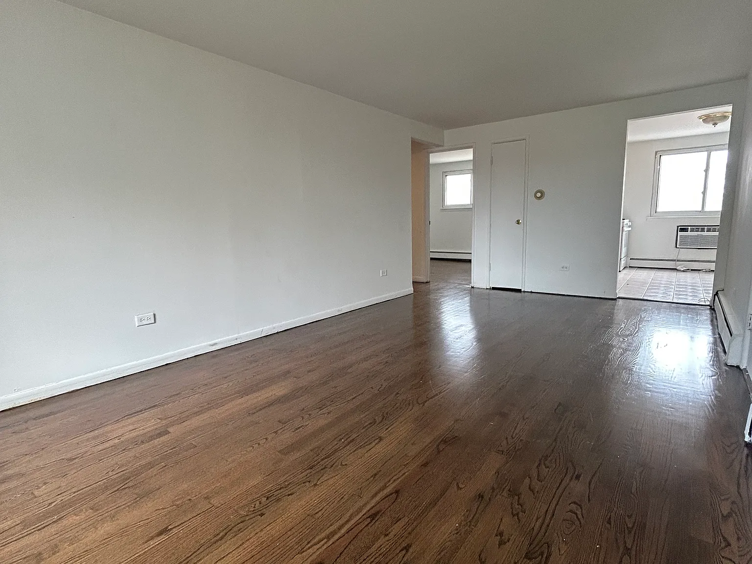 2 bed, 750 sqft, $1,450 — Photo 2