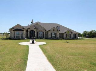 201 Heritage Loop, Hutto, TX 78634
