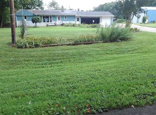 15687 W Clear Lake Rd, Buchanan, MI 49107