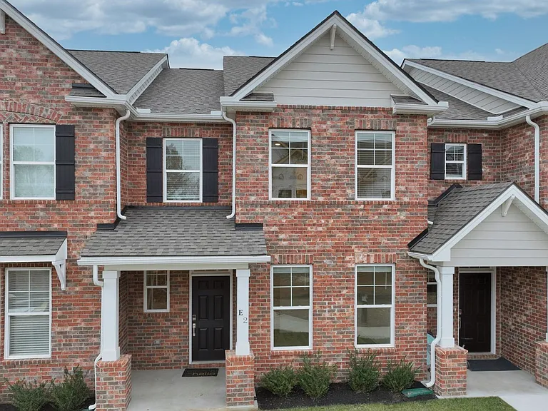 2900 Suzanne Landon Dr #E2 — Photo 3