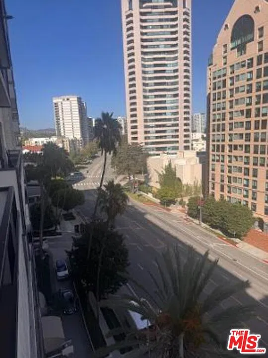 10535 Wilshire Blvd — Photo 4