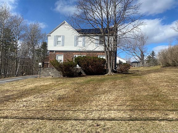 2nd image of 5898 Main Street