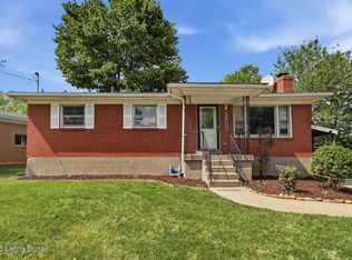 5805 Rocky Mountain Dr, Louisville, KY 40219