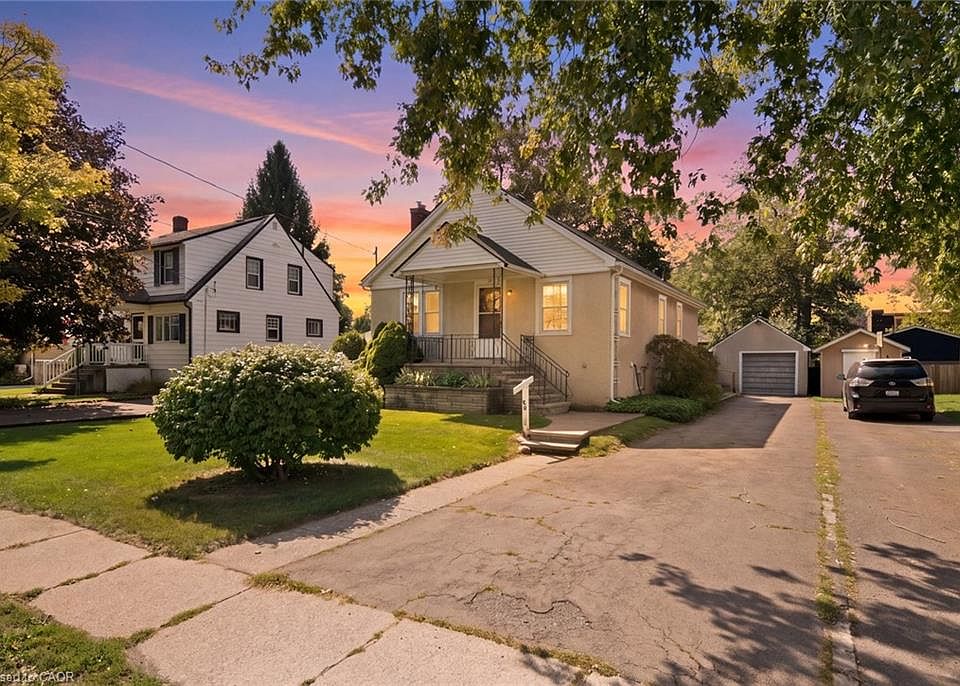 1st image of 86 Forest Ave