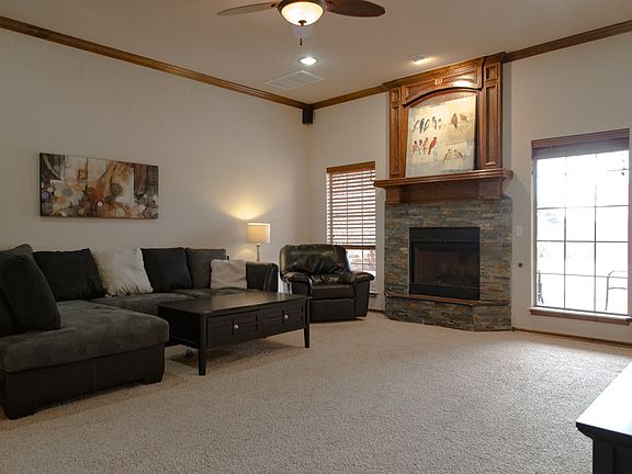 5th image of 508 SW 164th Ter
