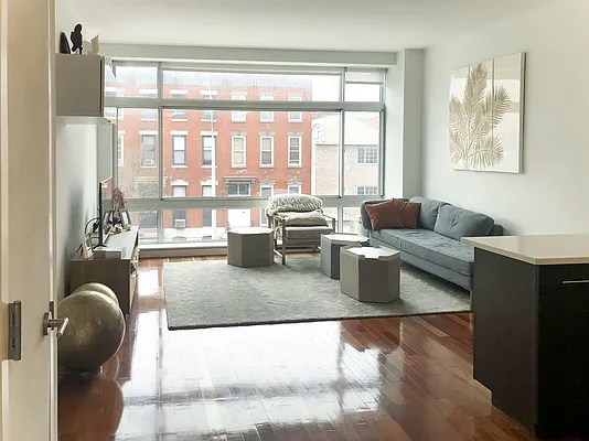 Rented by Kahen Properties | media 21