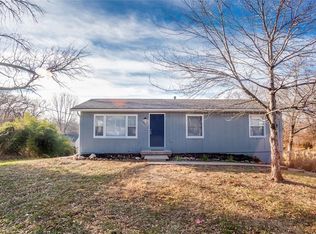 7906 N Pennsylvania Ave, Kansas City, MO 64118