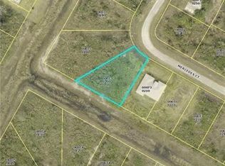 421 Mercedes Ct, Lehigh Acres, FL 33972